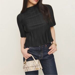 Reformation Spencer Knit black Blouse